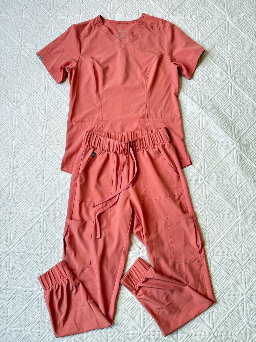 Hanes Comfort Fit Scrub Set V-Neck Top Drawstring Waist Joggers Size XS